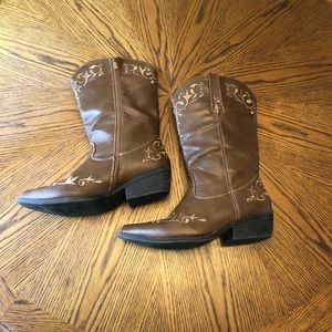 Wide Calf Embroidered Cowboy Boots